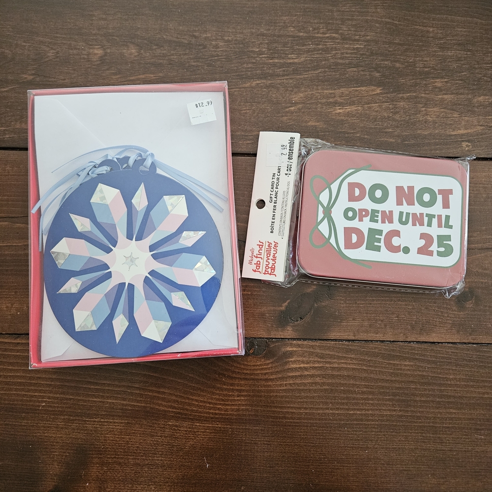 Ashland Christmas NEW Blue Ornament‎ Shaped Holiday Cards & Gift Card Tin